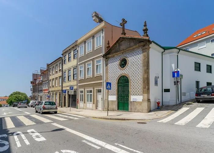 Lägenhet With Beautiful Garden In The Heart Of The Oporto