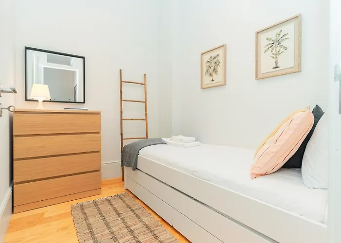 With Beautiful Garden In The Heart Of The Oporto