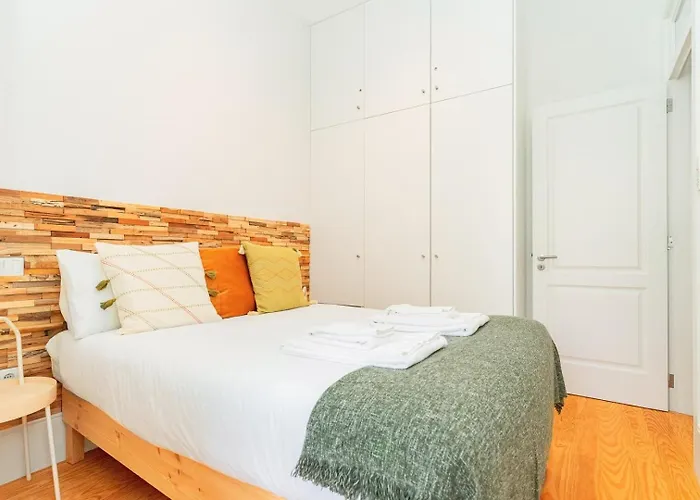 With Beautiful Garden In The Heart Of The アパート