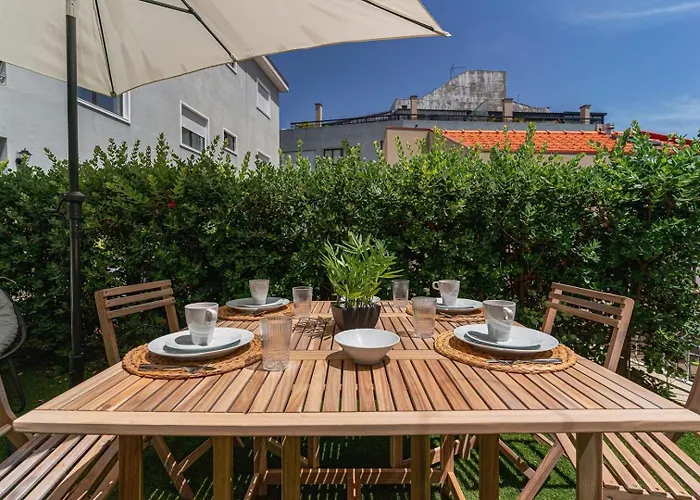 アパート With Beautiful Garden In The Heart Of The ポルト